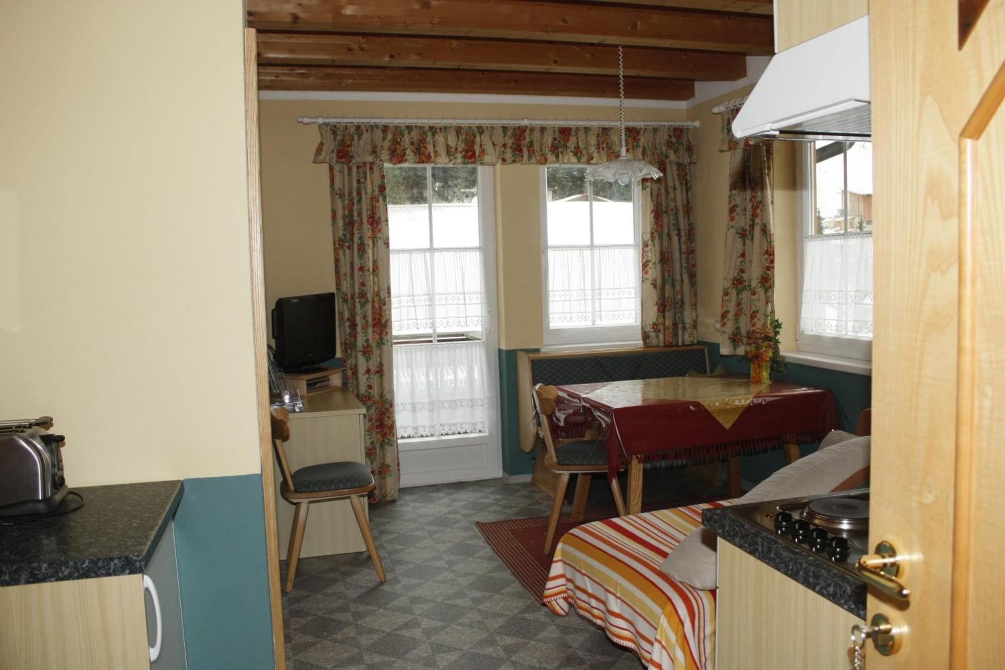 Apart Ebene Ischgl Room photo